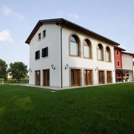 Casa di campagna Le Favole Sacile