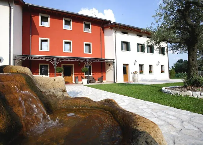 Le Favole Σατσίλε